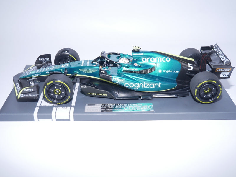 ギャラリービューアに画像をロードする, ASTON MARTIN F1 AMR22 TEAM ARAMCO COGNIZART N 5 ABU DHABI GP LAST RACE 2022 SEBASTIAN VETTEL - GREEN BLACK /Minichamps 1/18 ミニカー