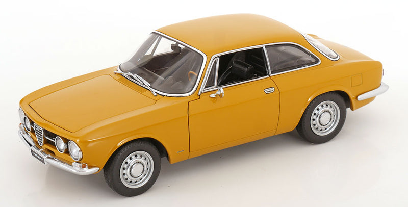 ギャラリービューアに画像をロードする, Alfa Romeo 1750 GTV 1967/ AUTOart 1/18 ミニカー