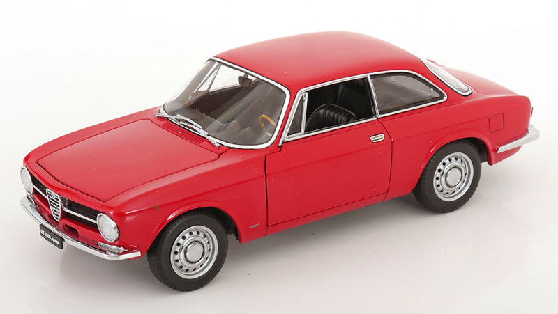 ギャラリービューアに画像をロードする, Alfa Romeo GT 1300 Junior 1971/ AUTOart 1/18 ミニカー