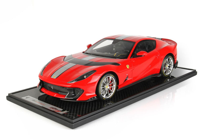 ギャラリービューアに画像をロードする, 【予約】Ferrari 812 Competizione シルバーストライプ ロッソコルサ322/ BBR 1/12 150台限定ミニカー
