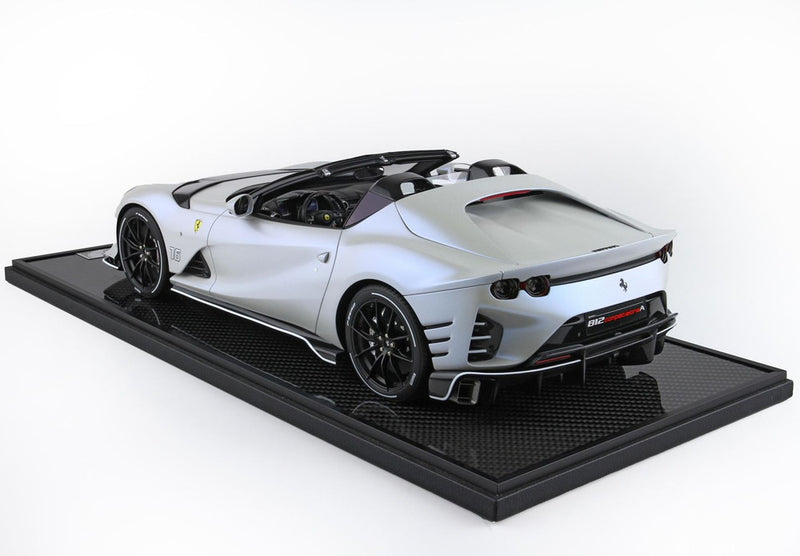 ギャラリービューアに画像をロードする, 【予約】Ferrari 812 Competizione A マットホワイトオンダマリーナ/ BBR 1/12 40台限定ミニカー