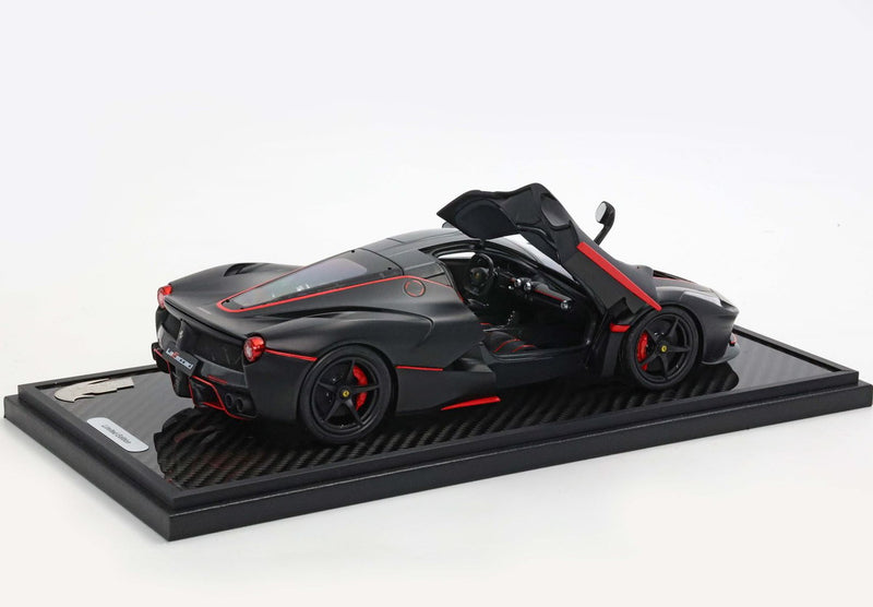 ギャラリービューアに画像をロードする, 【予約】Ferrariフェラーリ LaFerrari Matt black red stripes Alonso real carbon base 限定200台 / BBR 1/18 ミニカー
