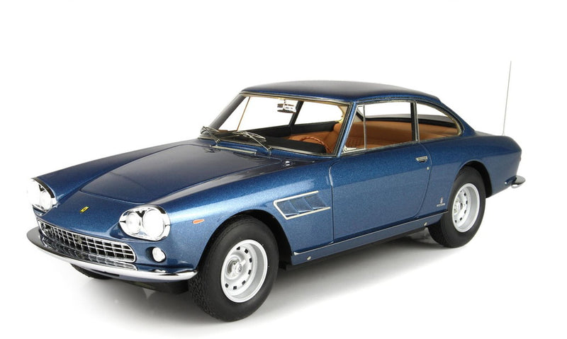 ギャラリービューアに画像をロードする, 【予約】Ferrari 330 GT 2+2 SN 7161 GT エンツォフェラーリ パーソナルカー/ BBR 1/18 200台限定ミニカー