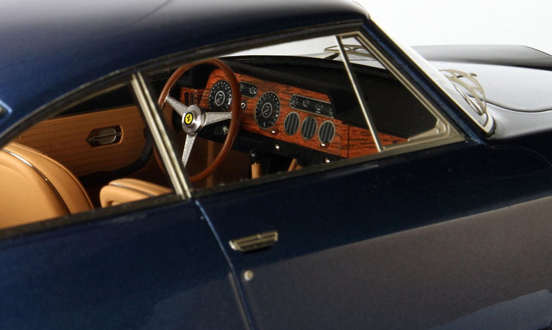 ギャラリービューアに画像をロードする, 【予約】Ferrari 330 GT 2+2 SN 7161 GT エンツォフェラーリ パーソナルカー/ BBR 1/18 200台限定ミニカー