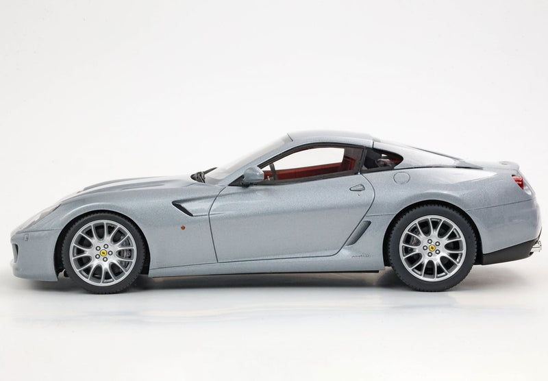 ギャラリービューアに画像をロードする, 【予約】Ferrari 599 GTB Fiorano 2006 オートマチックギア Made In Italy チタングレー ボルドーインテリア/ BBR 1/18 72台限定ミニカー