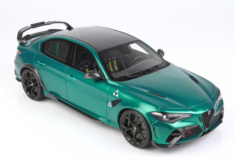 ギャラリービューアに画像をロードする, 【予約】Alfa Romeo Giulia GTAM ヴェルデモントリオール ブラックシートベルト ブラックブレーキ/ BBR 1/18 40台限定ミニカー