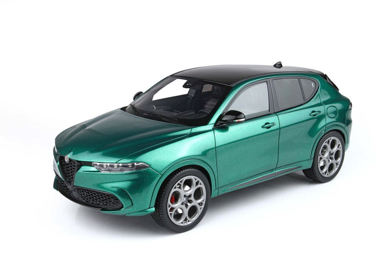 ギャラリービューアに画像をロードする, 【予約】Alfa Romeo Tonale Tributo プラグインハイブリッド グリーンモントリオール/ BBR 1/18 52台限定ミニカー