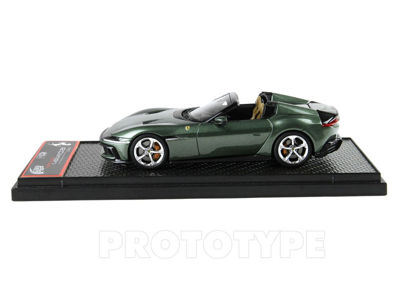 ギャラリービューアに画像をロードする, 【予約】2026年発売予定Ferrari 12Cilindri Spider トスカーナグリーン/ BBR 1/43 ミニカー