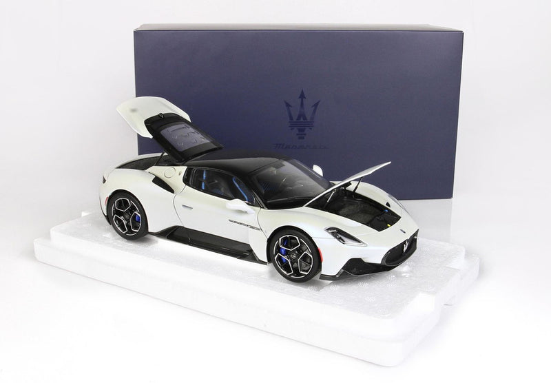 ギャラリービューアに画像をロードする, 【予約】Maserati MC20 フルオープンダイキャスト ホワイトアウダーチェ ブラックルーフ/ BBR 1/18 ミニカー