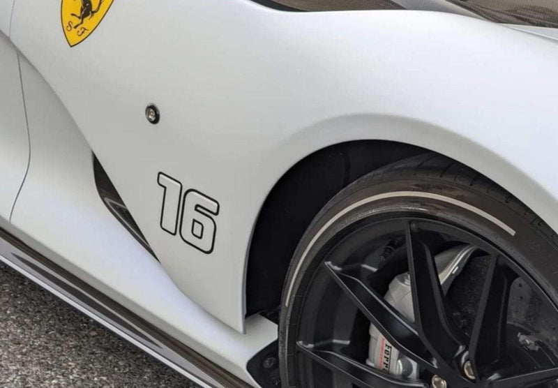 ギャラリービューアに画像をロードする, FERRARI 812 Competizione A/BBR 1/18ミニカー