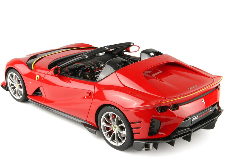 ギャラリービューアに画像をロードする, FERRARI 812 Competizione A/ BBR 1/18 模型
