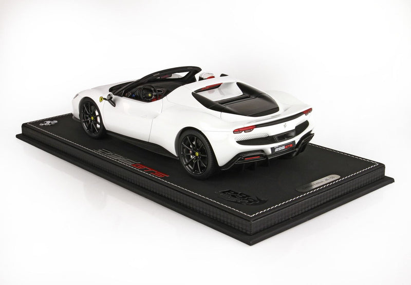 ギャラリービューアに画像をロードする, 【予約】Ferrari 296 GTS ホワイトチェルヴィーノ/ BBR 1/18 50台限定ミニカー