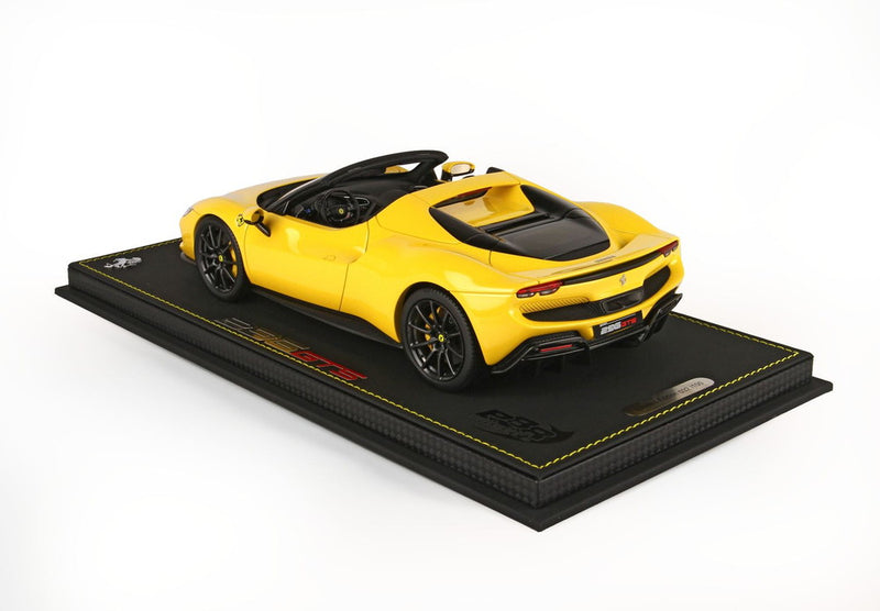 ギャラリービューアに画像をロードする, 【予約】Ferrari 296 GTS モデナイエロー/ BBR 1/18 100台限定ミニカー