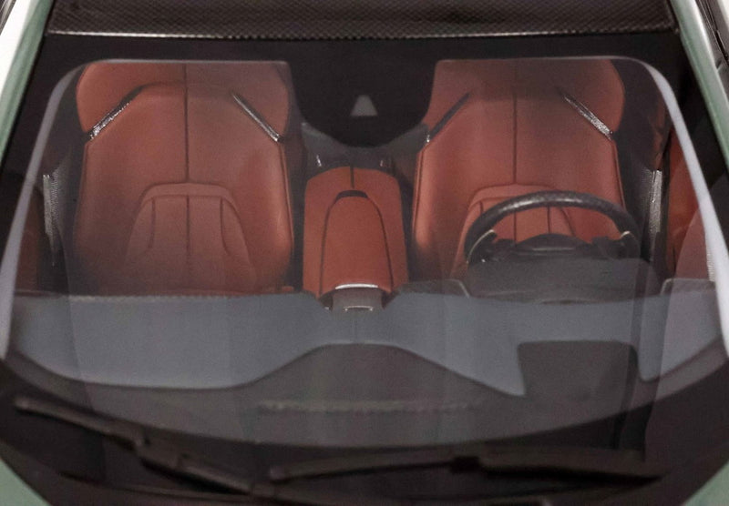 ギャラリービューアに画像をロードする, 【予約】Ferrari Purosangue ピエロラルディフェラーリ ドラグリーン カーボンルーフ ジェニュインレザーベース/ BBR 1/18 20台限定ミニカー