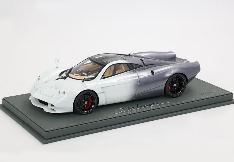 ギャラリービューアに画像をロードする, 【予約】Pagani Huayra Codalunga ビアンコマルタ フェラーリグリージョシルバーストーンシェード/ BBR 1/18 200台限定ミニカー