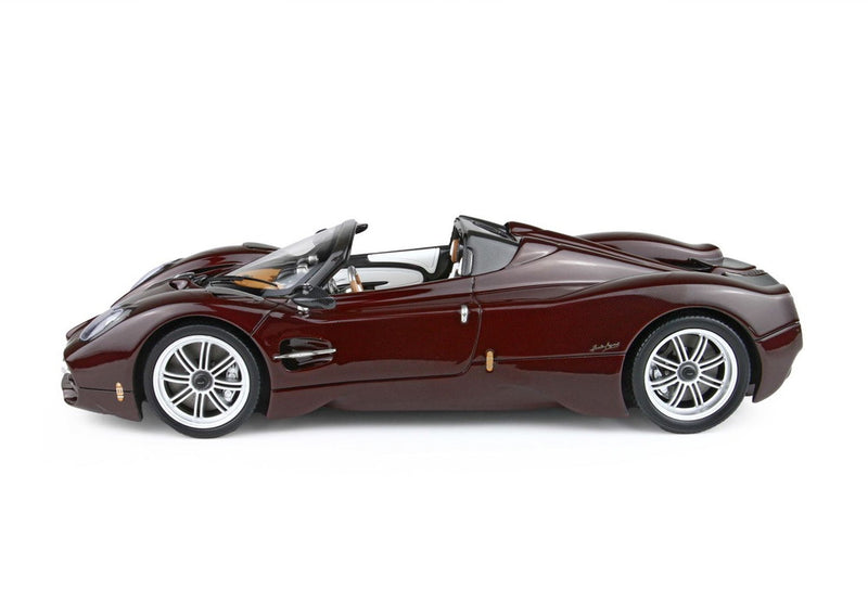ギャラリービューアに画像をロードする, 【予約】Pagani Utopia Roadster ハバネロ ペブルビーチローンチカー フルカーボンレッド/ BBR 1/18 ミニカー