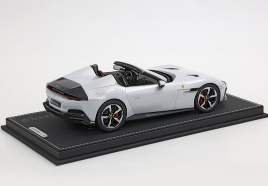 Ferrari 12Cilindri Spider アークティックホワイト シルバー グロスブラックホイール/ BBR 1/18 24台限定ミニカー