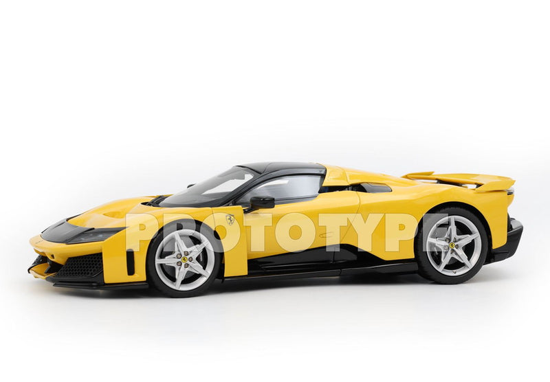 ギャラリービューアに画像をロードする, 【予約】Ferrari F80 ジャッロモデナ シルバーホイール/ BBR 1/18 ミニカー