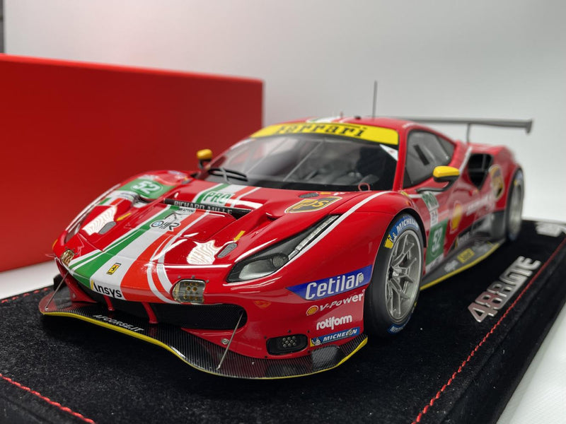 ギャラリービューアに画像をロードする, FERRARIフェラーリ 488 GTE 3.9L TURBO V8 TEAM AF CORSE N 52 LMGTE PRO CLASS 24h LE MANS 2021 S.BIRD - M.MOLINA - D.SERRA - CON VETRINA RED /BBR 1/18 ミニカー