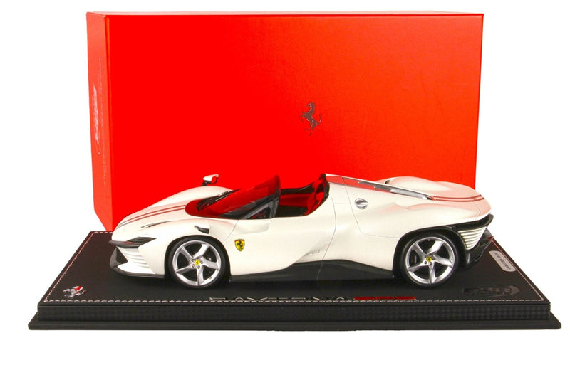 ギャラリービューアに画像をロードする, Ferrariフェラーリ Daytona SP3 Icona Series White /BBR 1/18 ミニカー
