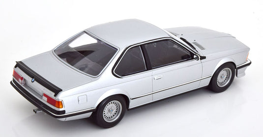 BMW 635 CSI 1982 シルバー/ MINICHAMPS 1/18 ミニカー