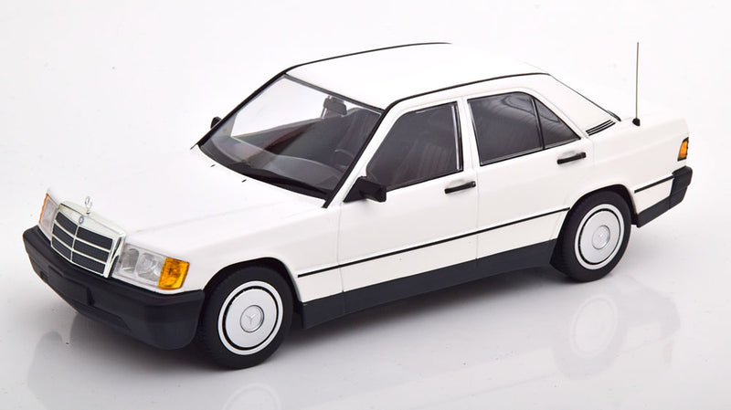 ギャラリービューアに画像をロードする, Mercedes 190E W201 1982 限定702個/ MINICHAMPS 1/18 ミニカー