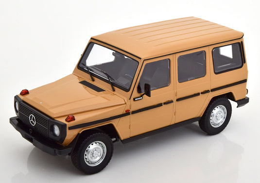 Mercedes Gクラス LWB 1980 限定504台/ Minichamps 1/18 ミニカー