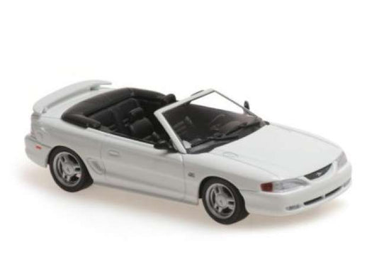 1994 Ford Mustang カブリオレ ホワイト/Maxichamps 1/43ミニカー