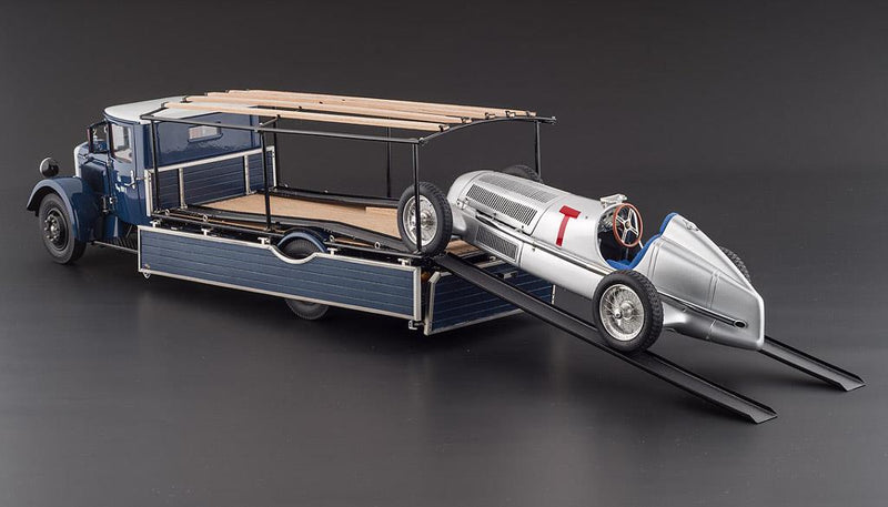 ギャラリービューアに画像をロードする, Mercedes レーシングトランスポーター LO2750 W125 T Carセット 限定1000個/ CMC 1/18 ミニカー
