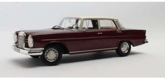 1959 メルセデスベンツ 220SE W111 レッド/ホワイト/ Cult-Scale 1/18 ミニカー