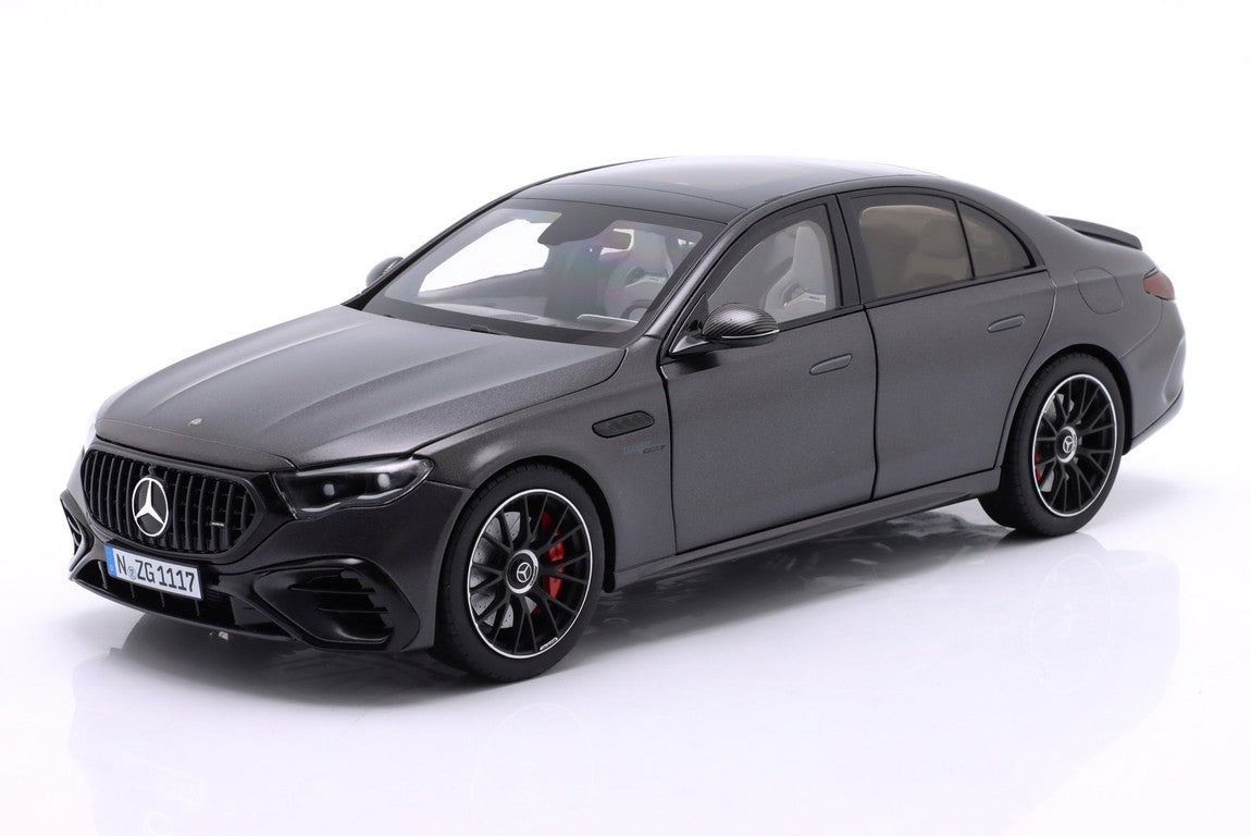 メルセデスベンツ AMG E 53 Hybrid 4Matic+ W214 2024 1/18 NZG