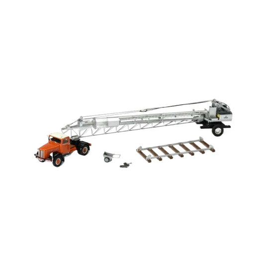 Liebherr Form 6 tubular mast crane タワークレーン / NZG 1/50 建設機械模型 工事車両