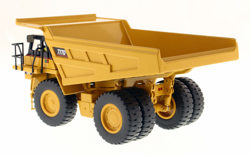 ギャラリービューアに画像をロードする, Caterpillar 777D オフハイウェイ ダンプトラック - コアクラシックシリーズ 掘削機 / Diecast Masters 1/50 建設機械模型 工事車両