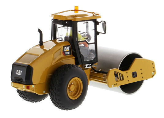 Caterpillar CS11 GC 振動土壌コンパクター - ハイラインシリーズ ホイールローダ / Diecast Masters 1/50 建設機械模型 工事車両