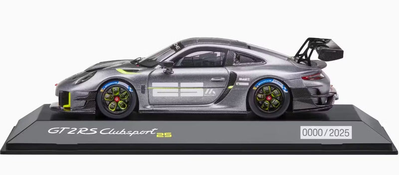 ギャラリービューアに画像をロードする, ポルシェディーラーモデルPorsche 911 GT2 RS Clubsport 25 /Spark 1/43 ミニカー