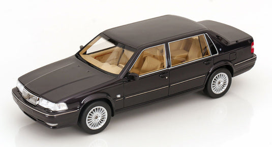 Volvo S90 ロイヤル 1998/ DNA Collectibles 1/18 ミニカー