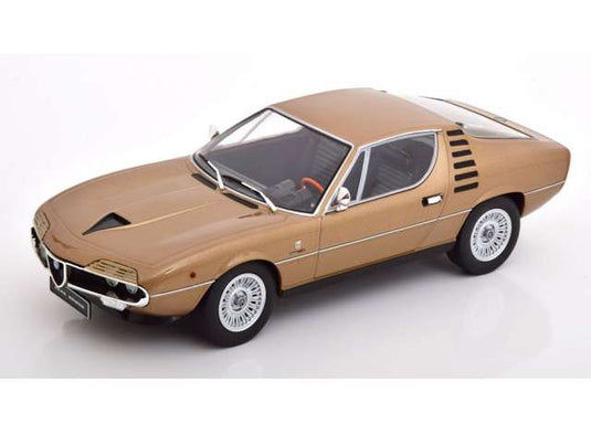 1970 Alfa Romeo Montreal、ゴールド/ KK-SCALE 1/18 750台限定ミニカー