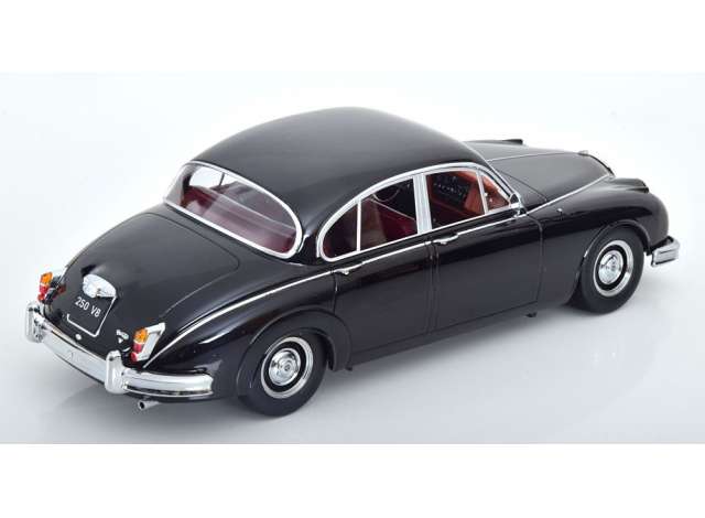 ギャラリービューアに画像をロードする, 1962 Daimler 250 V6 LHD, black with darkred interieur/KK-SCALE 1/18ミニカー