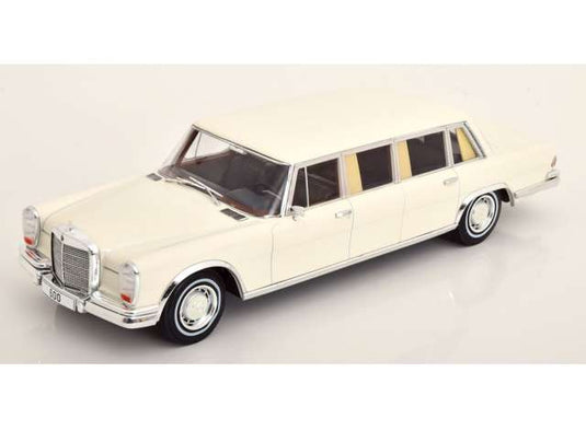 1969年 Mercedes 600 (W100) ホワイト/ MCG  1/18 ミニカー
