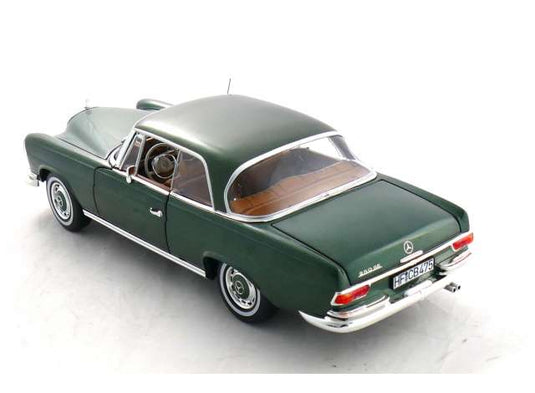 1965-1967 Mercedes Benz 250 SE Coupe with brown Interior, green/Norev 1/18ミニカー 1000台限定