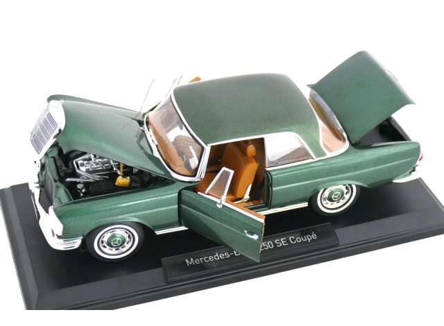 ギャラリービューアに画像をロードする, 1965-1967 Mercedes Benz 250 SE Coupe with brown Interior, green/Norev 1/18ミニカー 1000台限定