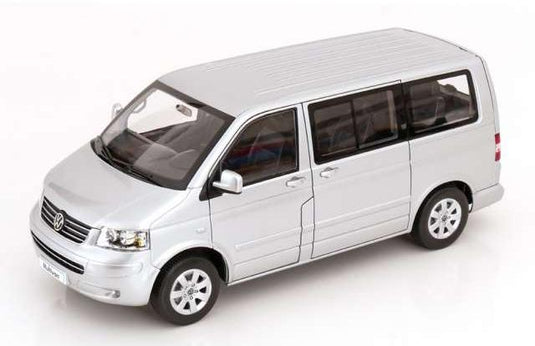 2003 フォルクスワーゲン T5 マルチバン シルバー/ Norev 1/18 ミニカー