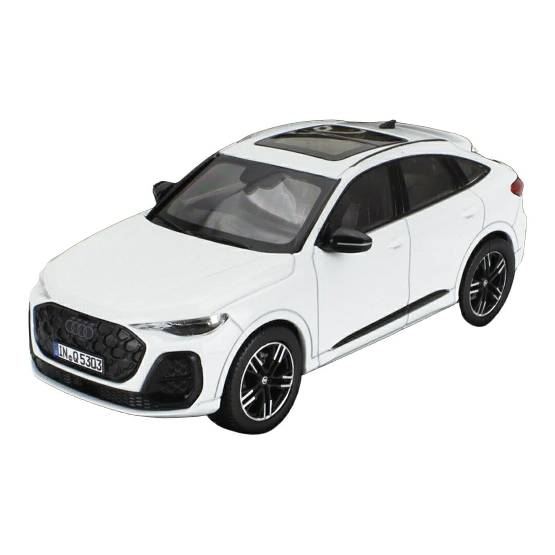 アウディ Q5 Sportback 2025 ホワイト 1/43 ノレブ Norev ミニカー