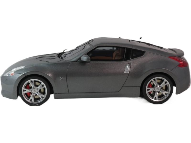 ギャラリービューアに画像をロードする, 日産 370Z 2009/ OTTO 1/18 ミニカー
