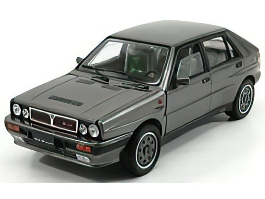 LANCIA DELTA HF INTEGRALE 8V 1989 GREY MET/Sun Star 1/18ミニカー