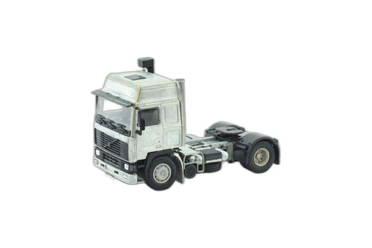 Bausatze Volvo F12 Globetrotter キット 87452/ Tekno 1/50 建設機械模型 ミニカー