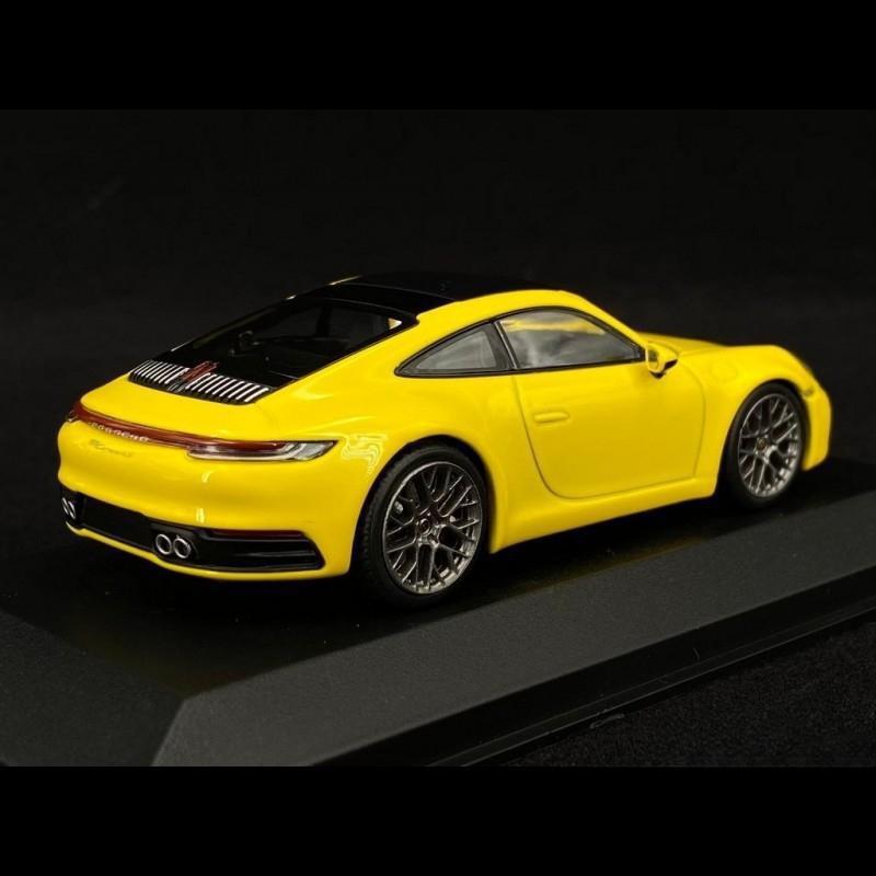 ギャラリービューアに画像をロードする, Porsche 911 992型 カレラ 4S クーペ 2019年モデル レーシングイエロー/ブラック/Minichamps 1/43ミニカー ポルシェ特注