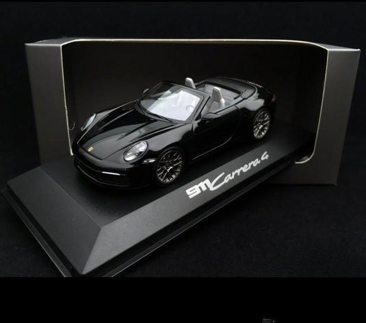 Porscheポルシェディーラーモデル 911 type 992 Carrera 4 Cabriolet 2019 black 1/43 Minichamps