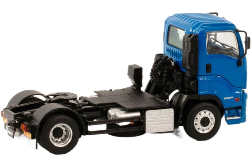 ギャラリービューアに画像をロードする, Isuzu Giga ショートキャブ 4x2 ブルー 01-3970 / WSI 1/50 建設機械模型 工事車両