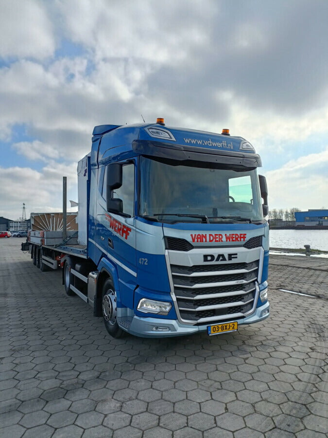 【予約】2025年発売予定VAN DER WERFF LOGISTICS DAF XF SH WITH SKY LIGHTS 4X2 FLA –  ラストホビー